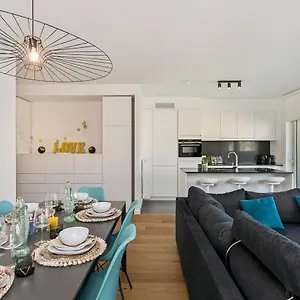 Huswell - New Near The With Stunning Seaview , Oostende België